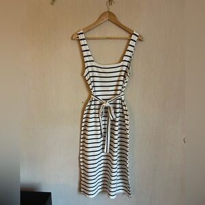 Gap Factory 100% cotton white/navy striped knit dress tie waist Small/S